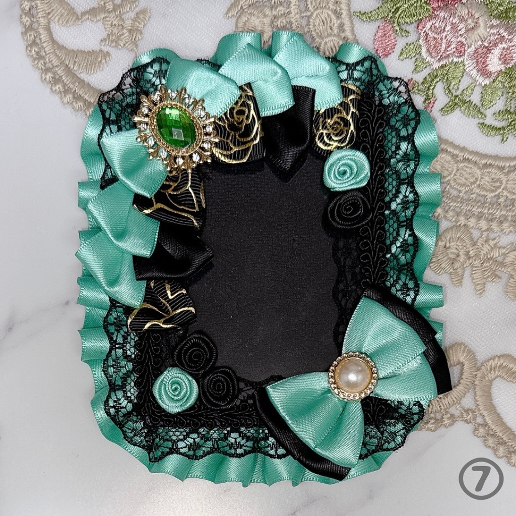 【K06-B2】トレカケース 硬質ケース デコ 推し活 痛バ 量産型 地雷系 黒