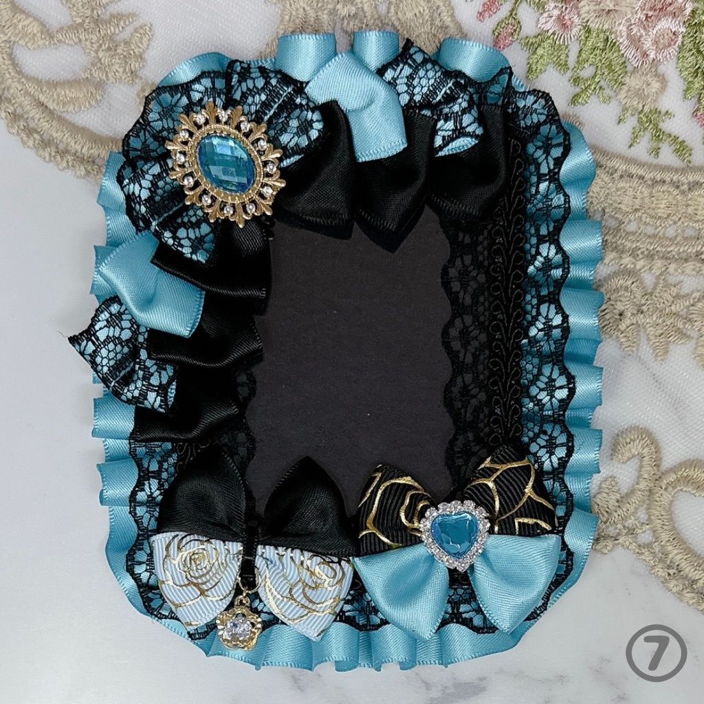 【K01-B1】トレカケース 硬質ケース デコ 推し活 痛バ 量産型 地雷系 黒