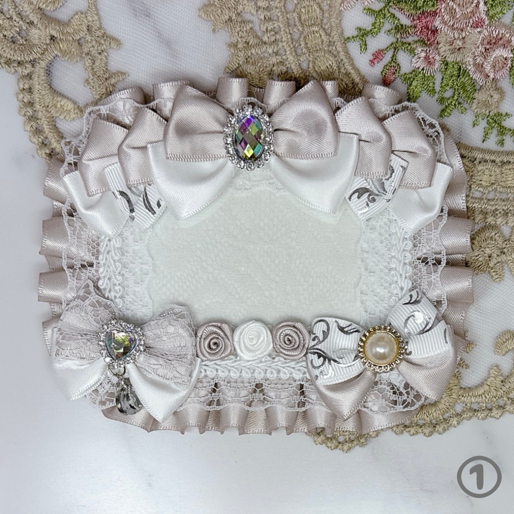 【K07a-WB1】トレカケース 硬質ケース デコ 推し活 痛バ 量産型 地雷系 黒