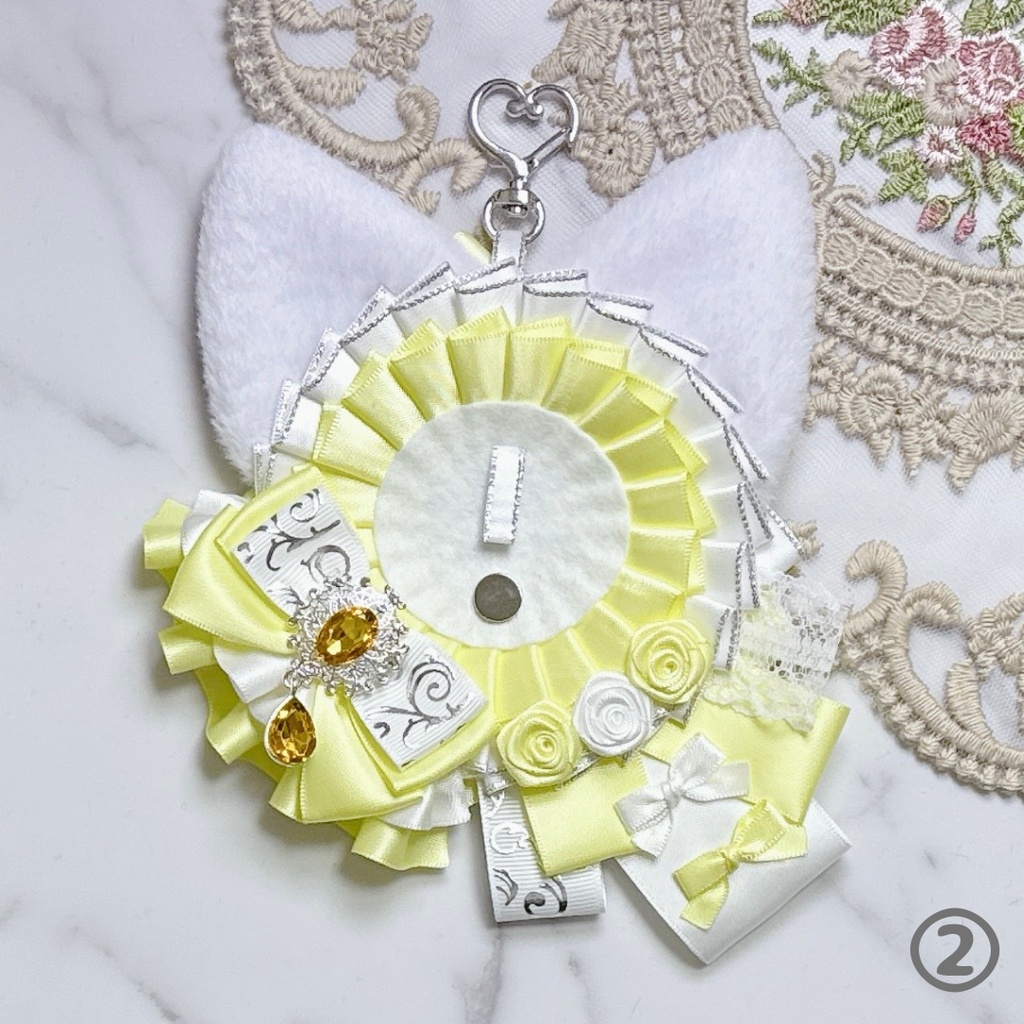 【R02-W1】痛ロゼット ロゼット 缶バッジ 推し活 痛バ 量産型 地雷系 オタ活 猫耳 フリル 白