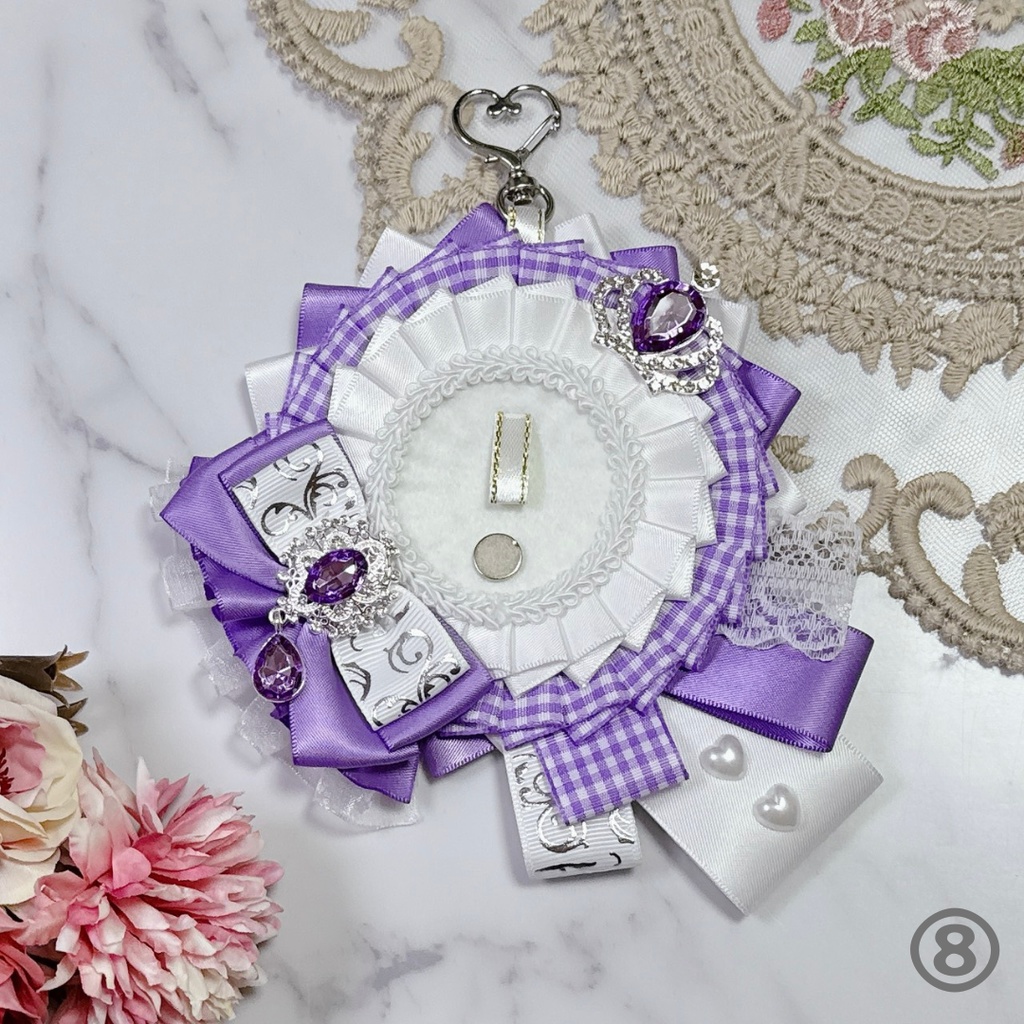 【R04-W1】痛ロゼット ロゼット 缶バッジ 推し活 痛バ 量産型 地雷系 オタ活 チェック柄 クラウン 白