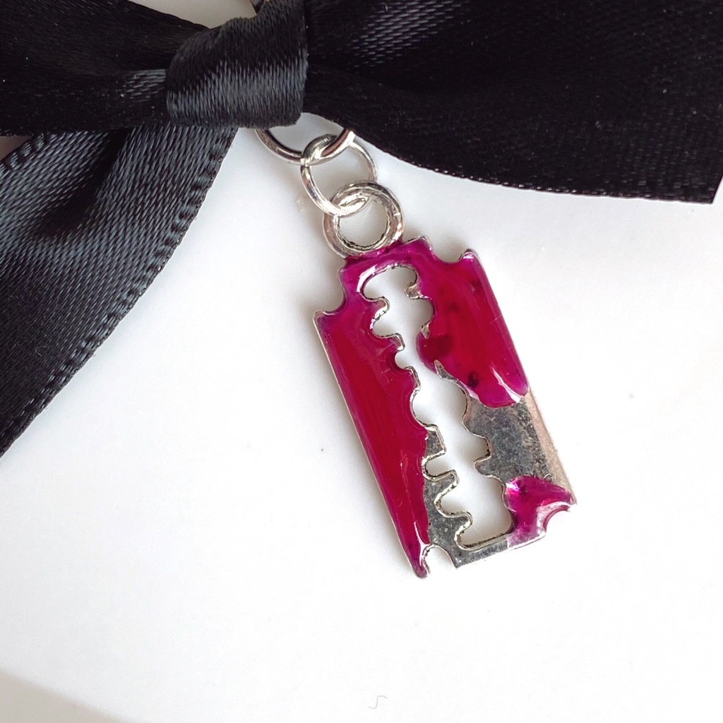 title:哀₍あい₎に溺れる / 両刃カミソリ ネックレス