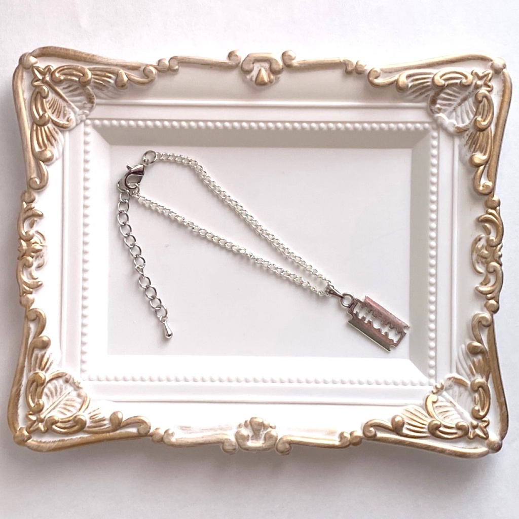 title:哀₍あい₎に溺れる / 両刃カミソリ ネックレス