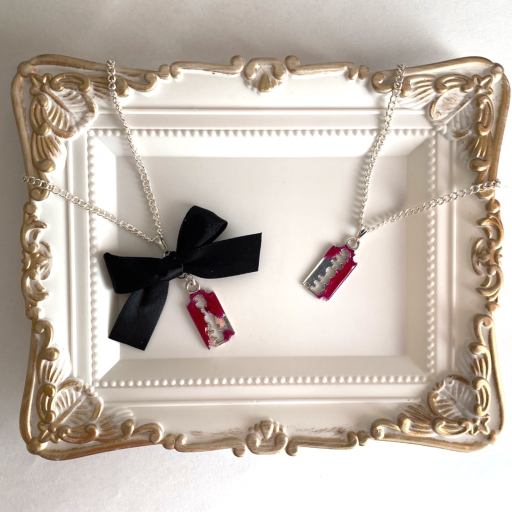 title:哀₍あい₎に溺れる / 両刃カミソリ ネックレス