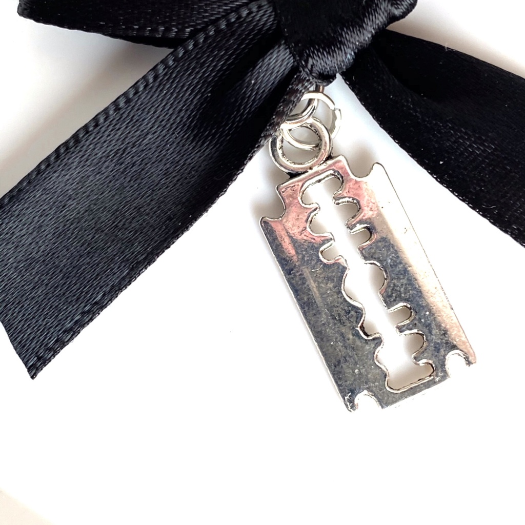 title:哀₍あい₎に溺れる / 両刃カミソリ ネックレス