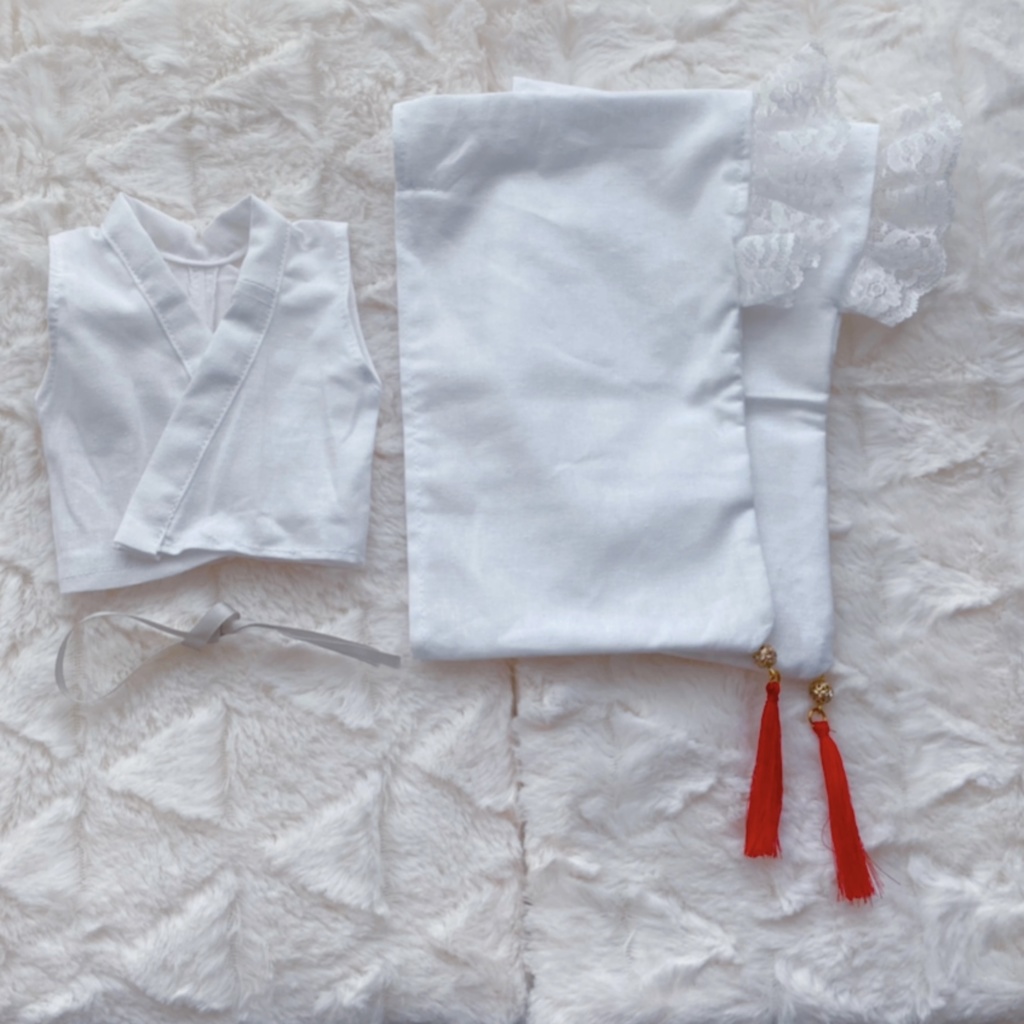 Kon Kon 巫女服 ^.,.^ __ノシ