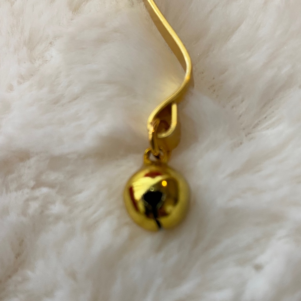 Kon Kon 巫女服 ^.,.^ __ノシ