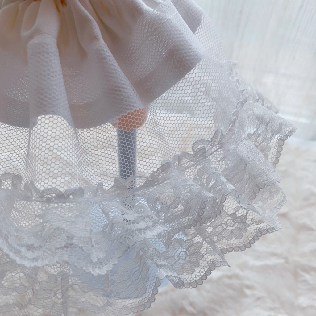 Kon Kon 巫女服 ^.,.^ __ノシ