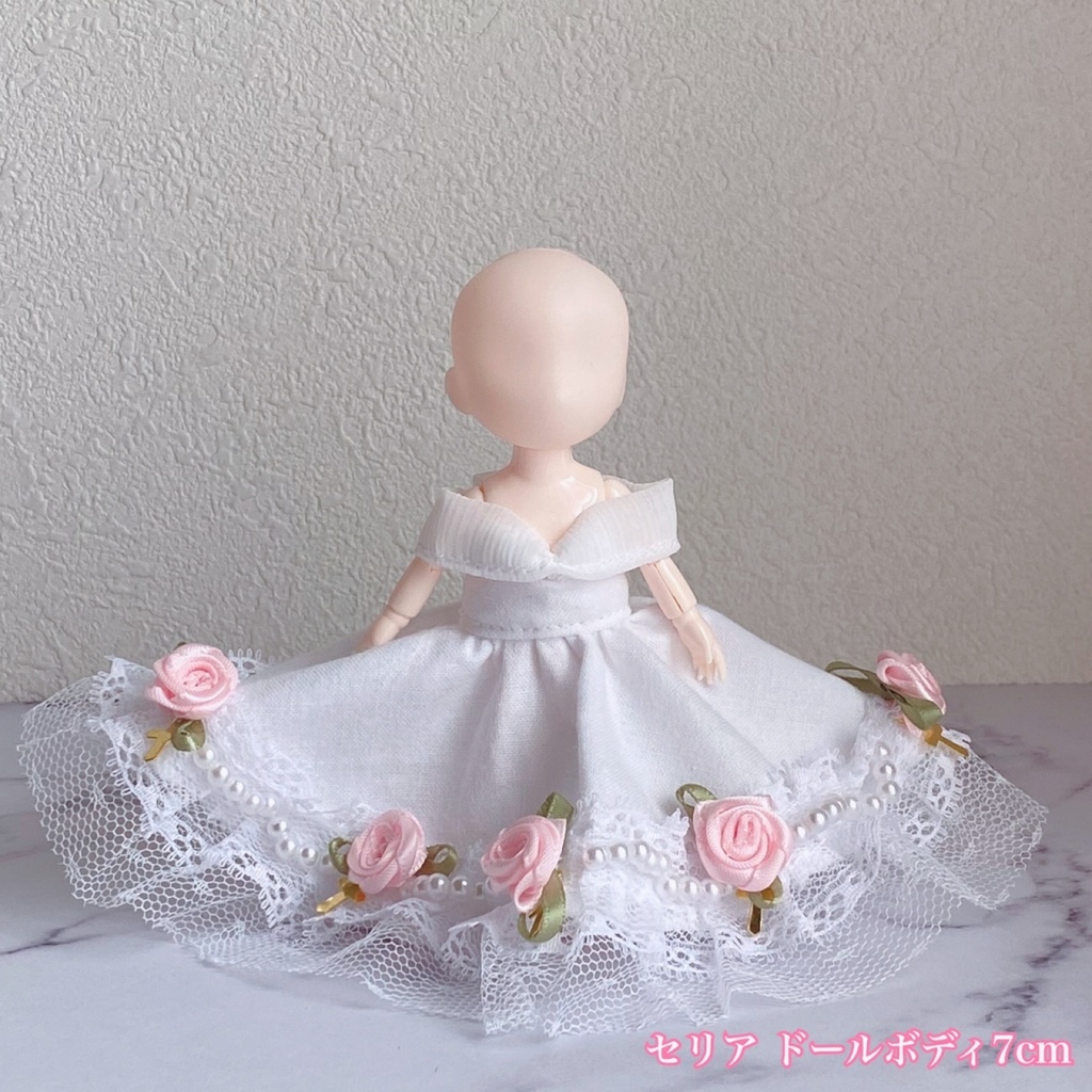 ✝︎ゴシック調ドレス✝︎【オビツ11向け】