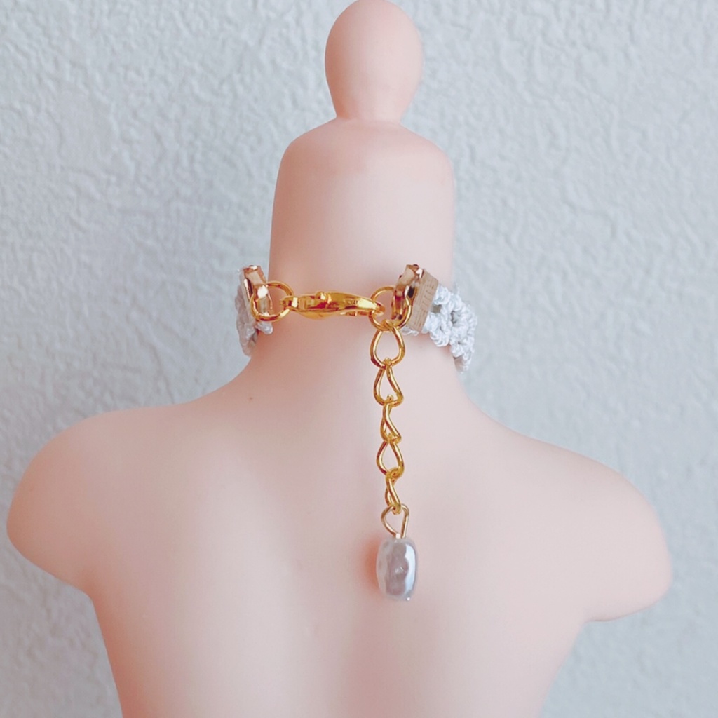 レースから覗くのは、乙女のため息