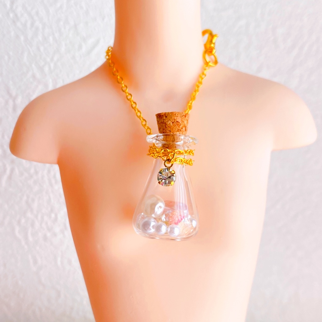 ちいさな魔法使いのための小瓶