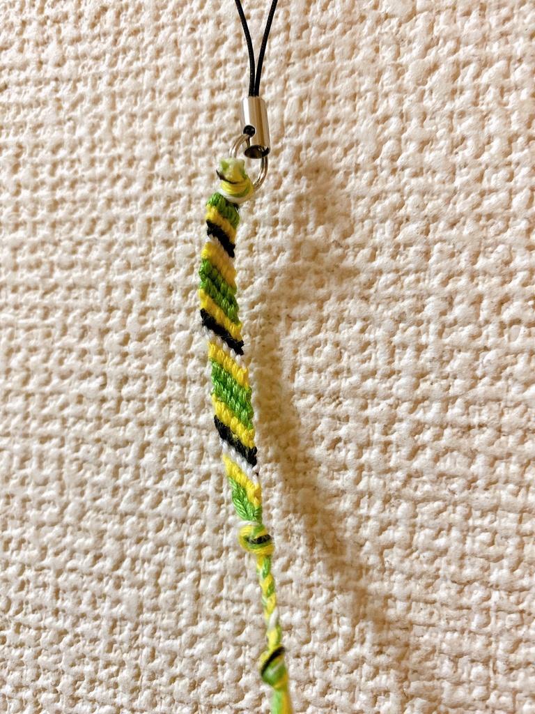 ミサンガストラップ　ゆう