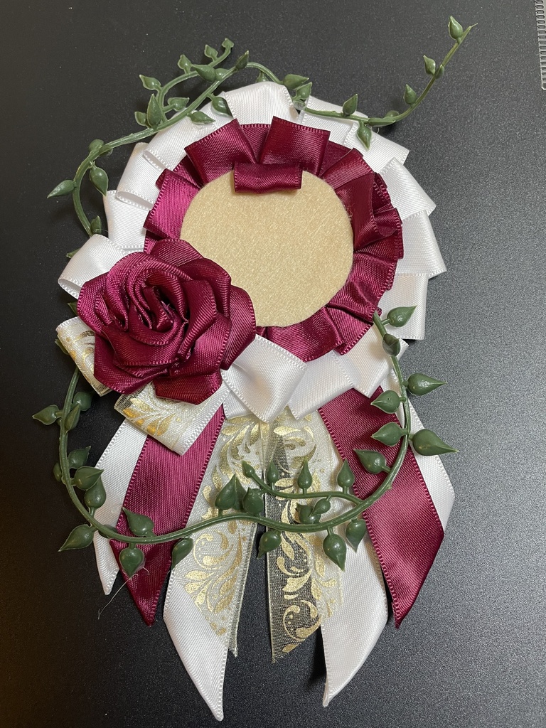 痛ロゼット　ワインレッド×白