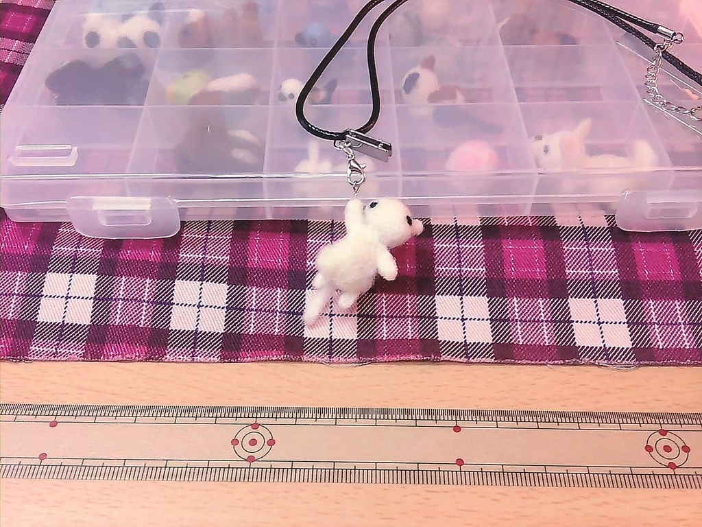 羊毛フェルト アクセサリーセット 25個 ネックレス・イヤリング・ブローチ・ヘアクリップ 付け替え自在