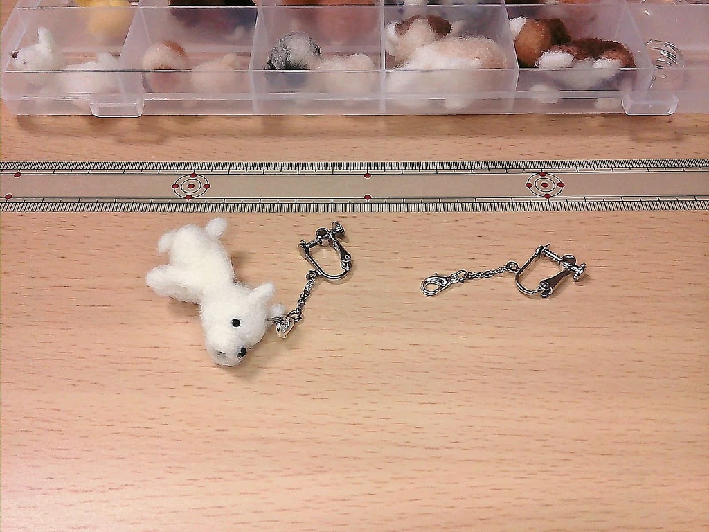 羊毛フェルト アクセサリーセット 25個・犬 ネックレス・イヤリング・ブローチ・リング 付け替え自在