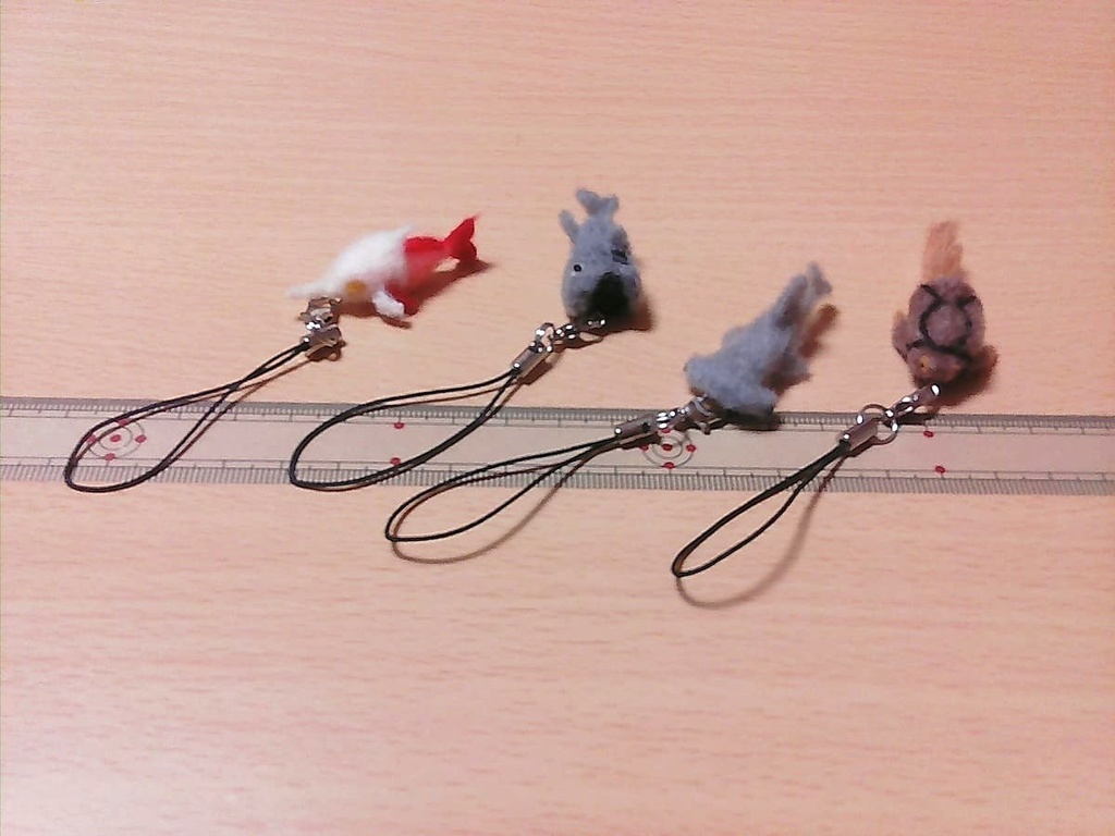 ボトリオレスピス・ピトゥリアスピス・メガマウス・シュモクザメ 羊毛フェルト ストラップ 4種セット(送料込み)