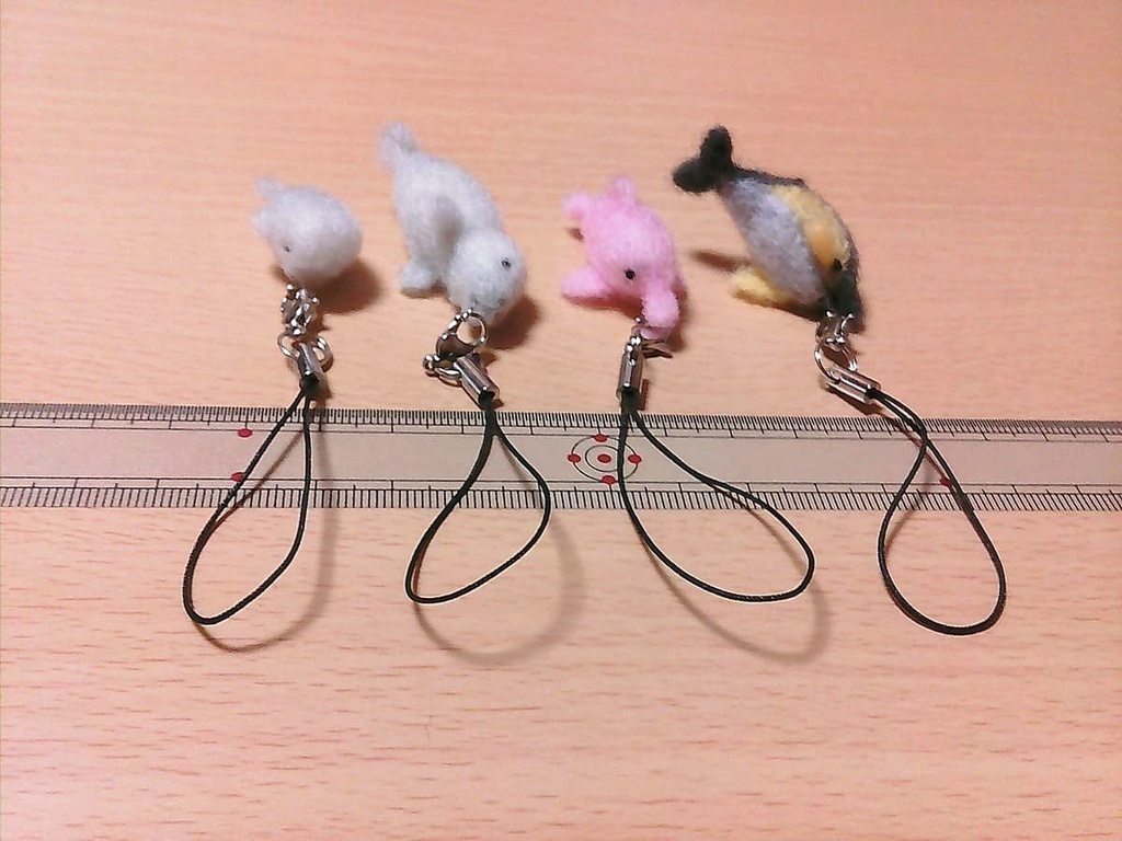 マイルカ・アマゾンカワイルカ・マナティー・スナメリ 羊毛フェルト ストラップ 4種セット(送料込み)