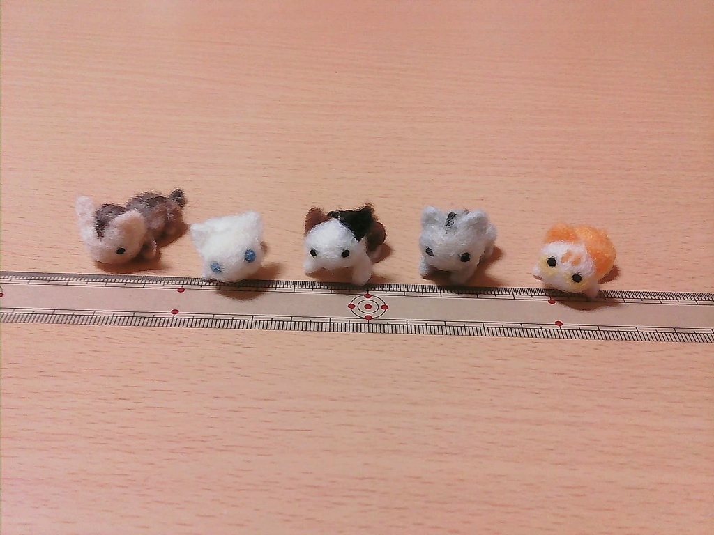 バラエティ猫　羊毛フェルト マグネット 5個セット（送料無料）