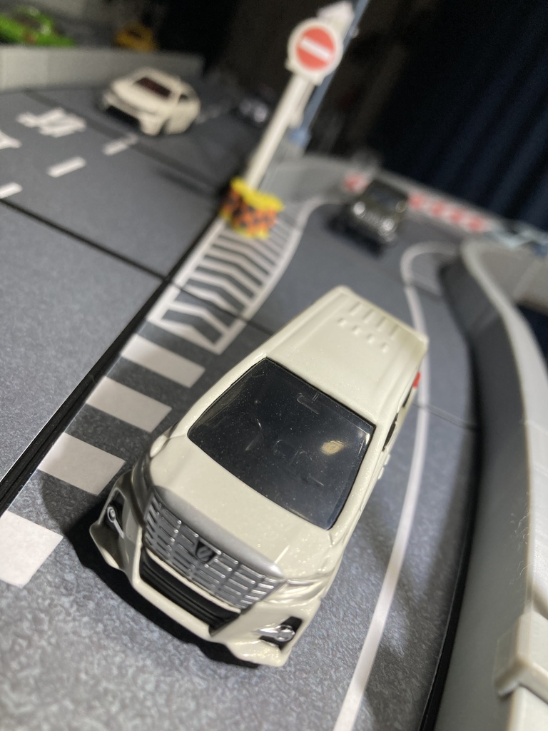 【新製品】1:64 ミニカージオラマ 高速道路 非常駐車帯合流カーブセット【ショップイチオシ】