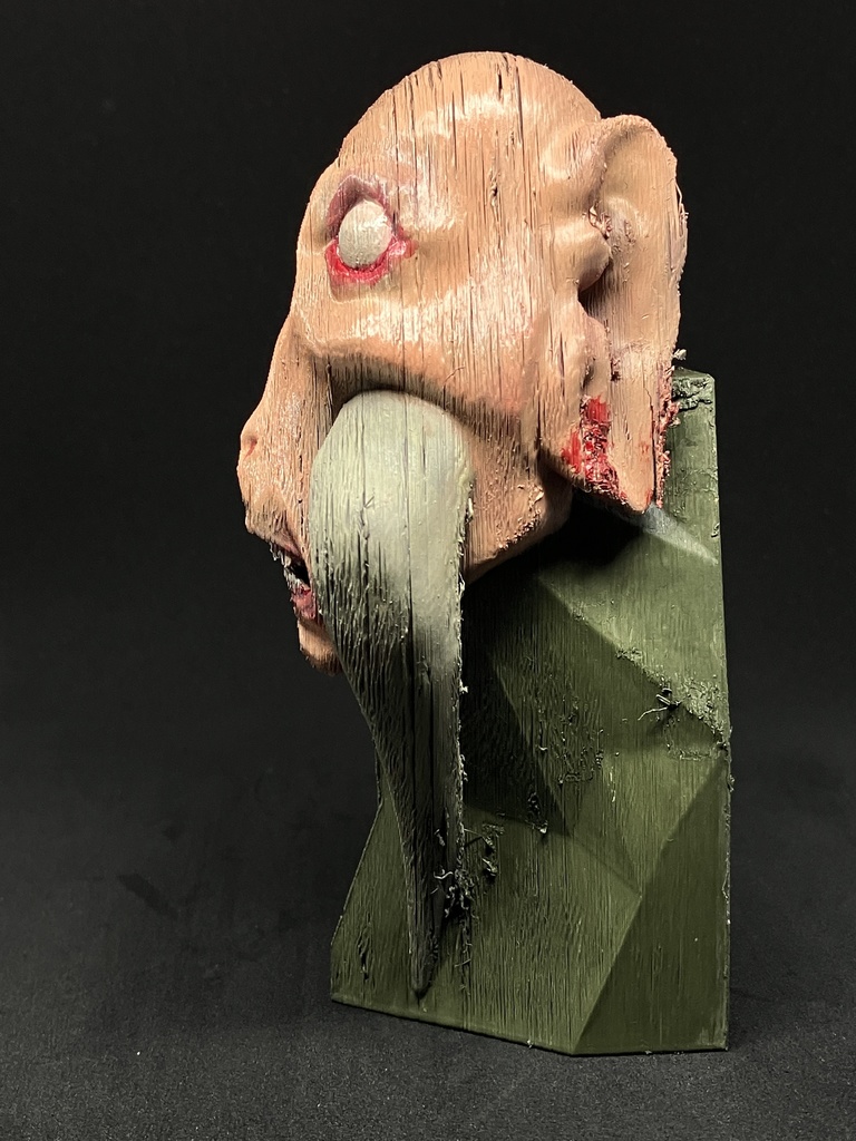 セイウチ男の老後 〜胸像〜