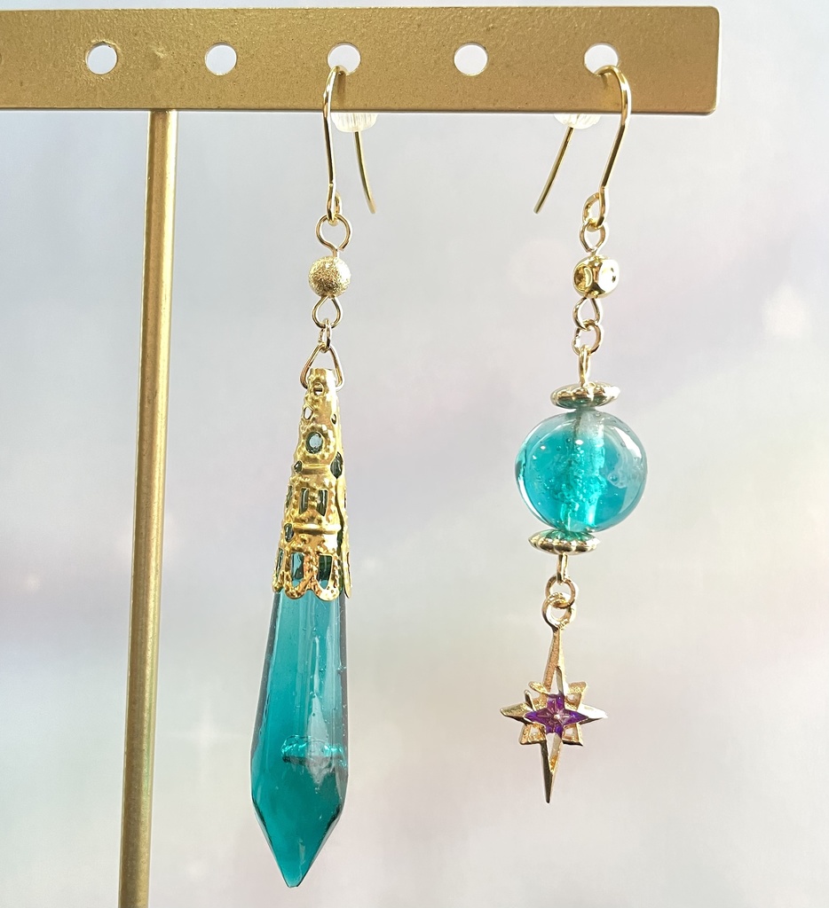 原神・魈イメージアシンメトリーピアス(イヤリング等変更可能)