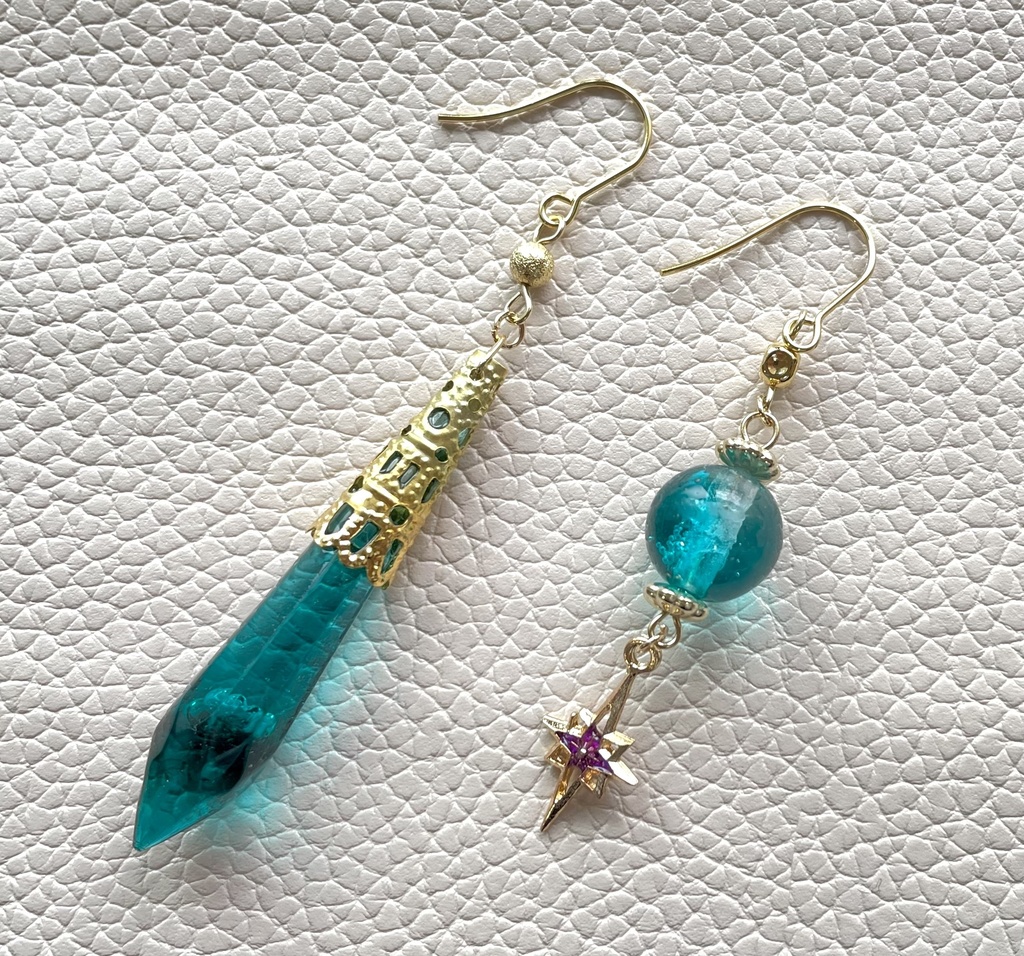 原神・魈イメージアシンメトリーピアス(イヤリング等変更可能)