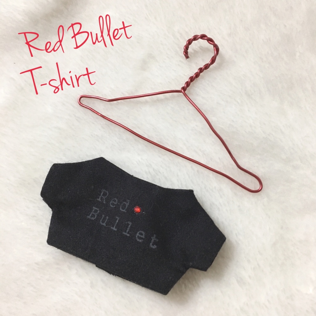 Red Bullet Tシャツ