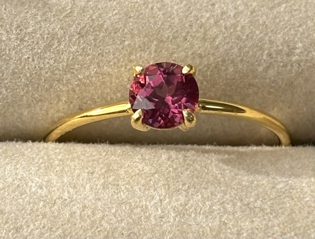 ロードライトガーネット　リング9号