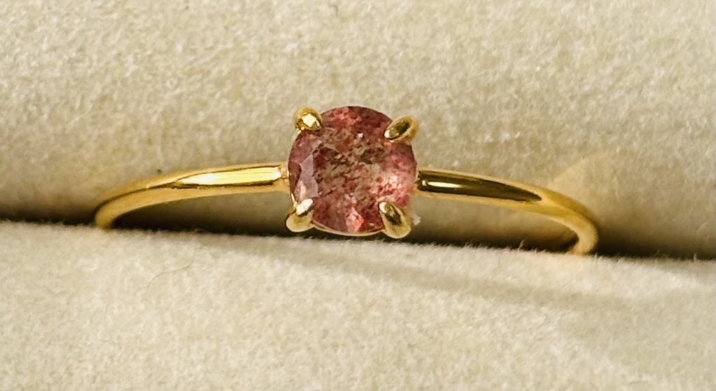 ストロベリークォーツ　リング9号