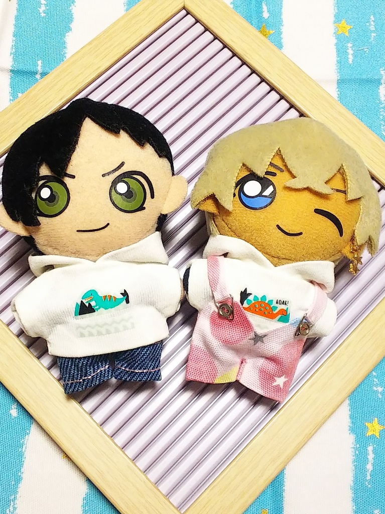 ぬい服【恐竜パーカー&チェックスボン】