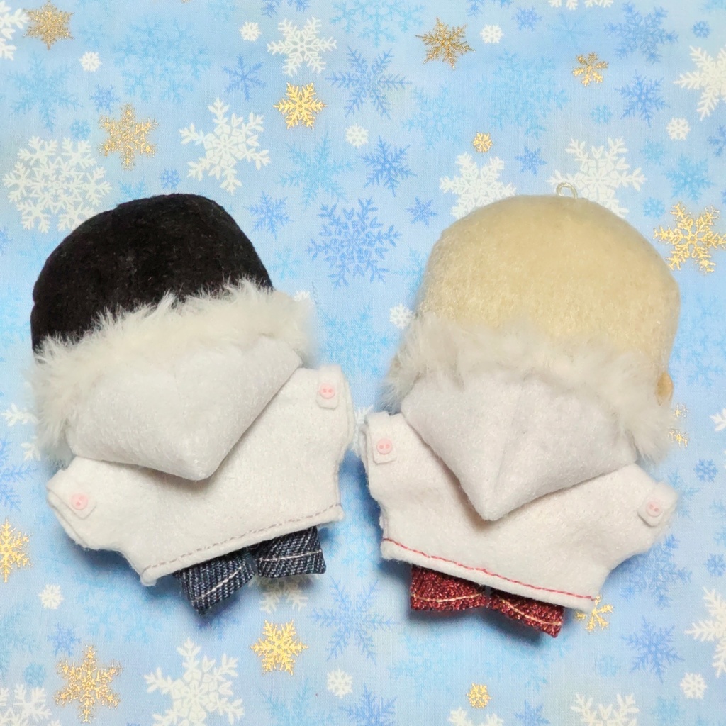 ぬい服【さかなボタンのまっしろダッフルコート】