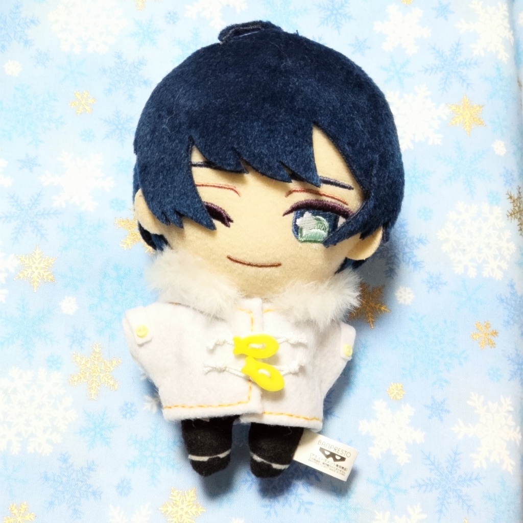 ぬい服【さかなボタンのまっしろダッフルコート】