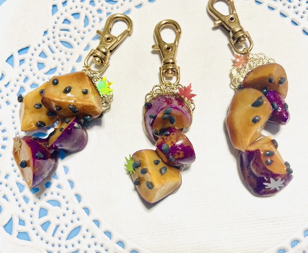 秋を感じる!?ミニチュアキーホルダー