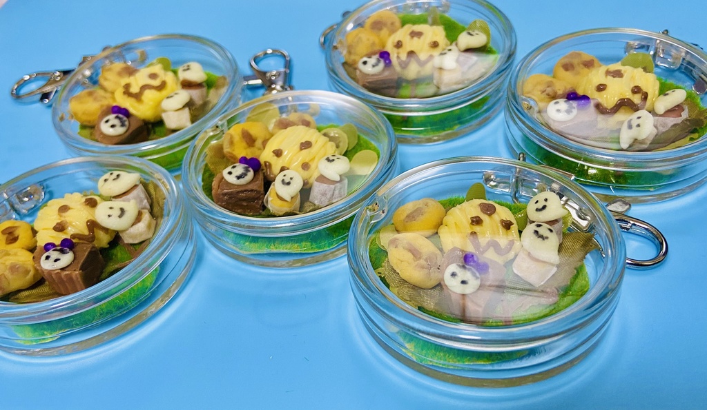 ハロウィンパーティー!?ミニチュアキーホルダー