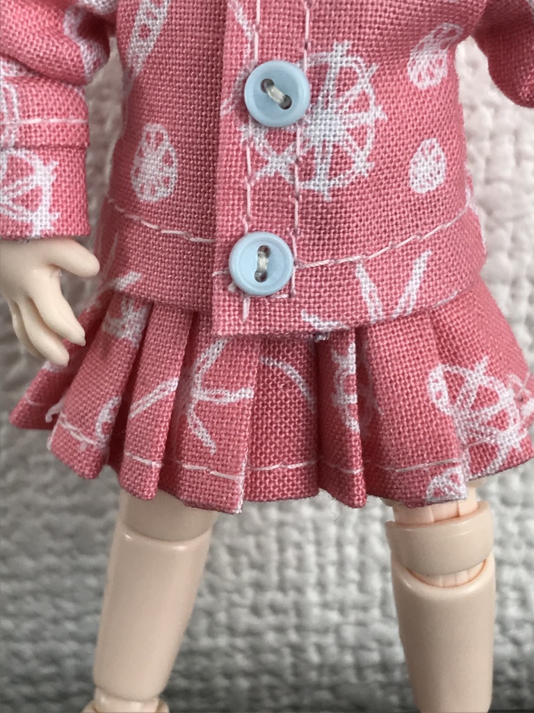 オビツ11 pinkのプリーツスカート
