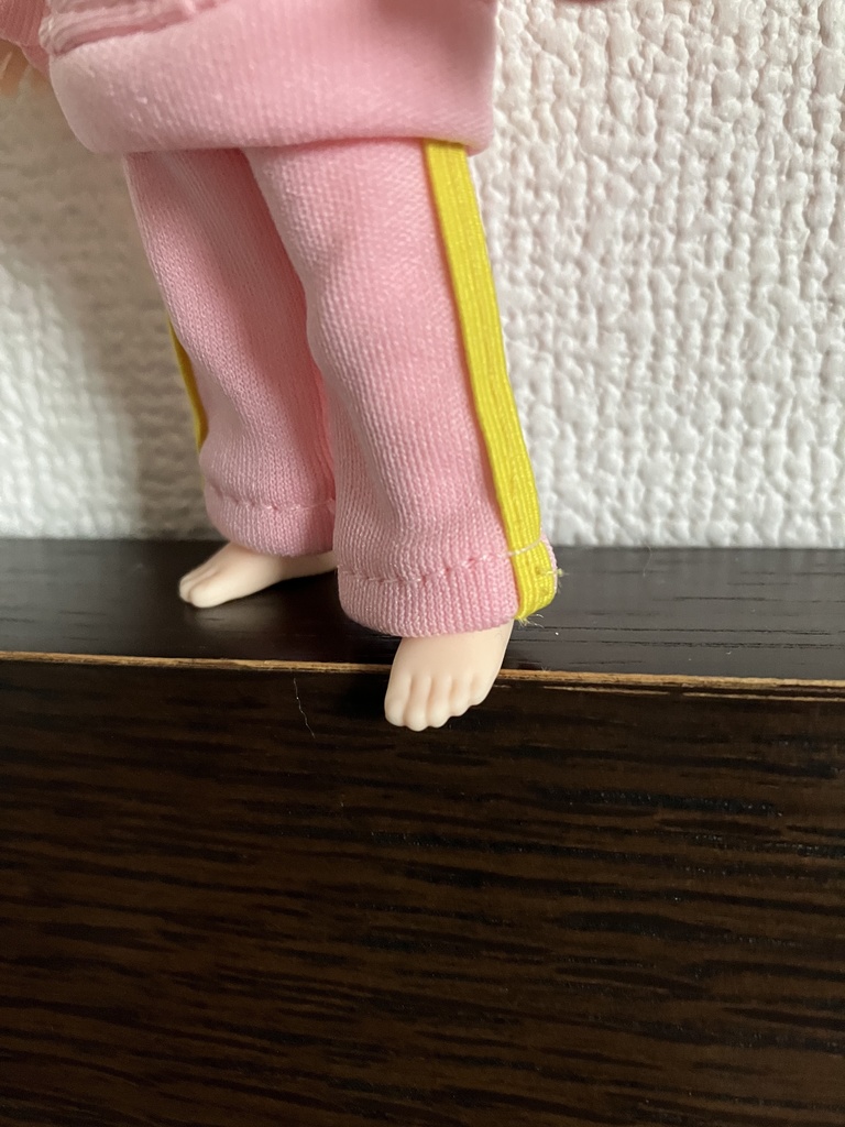 オビツ11  ライン入りジャージパンツ　pink
