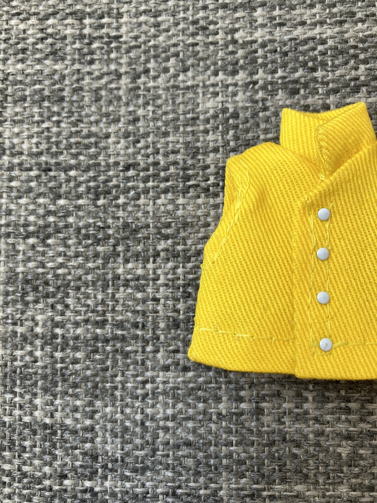 オビツ11  ノースリーブシャツ　スタンドカラー　yellow