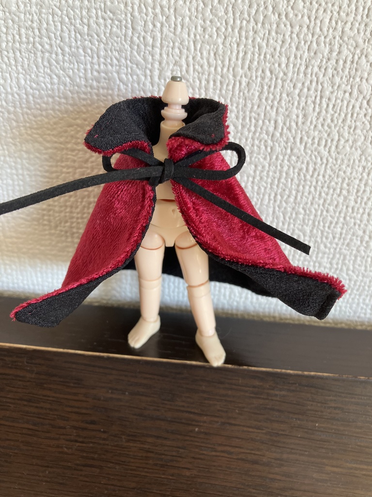 オビツ11  ベルベットのマント　red