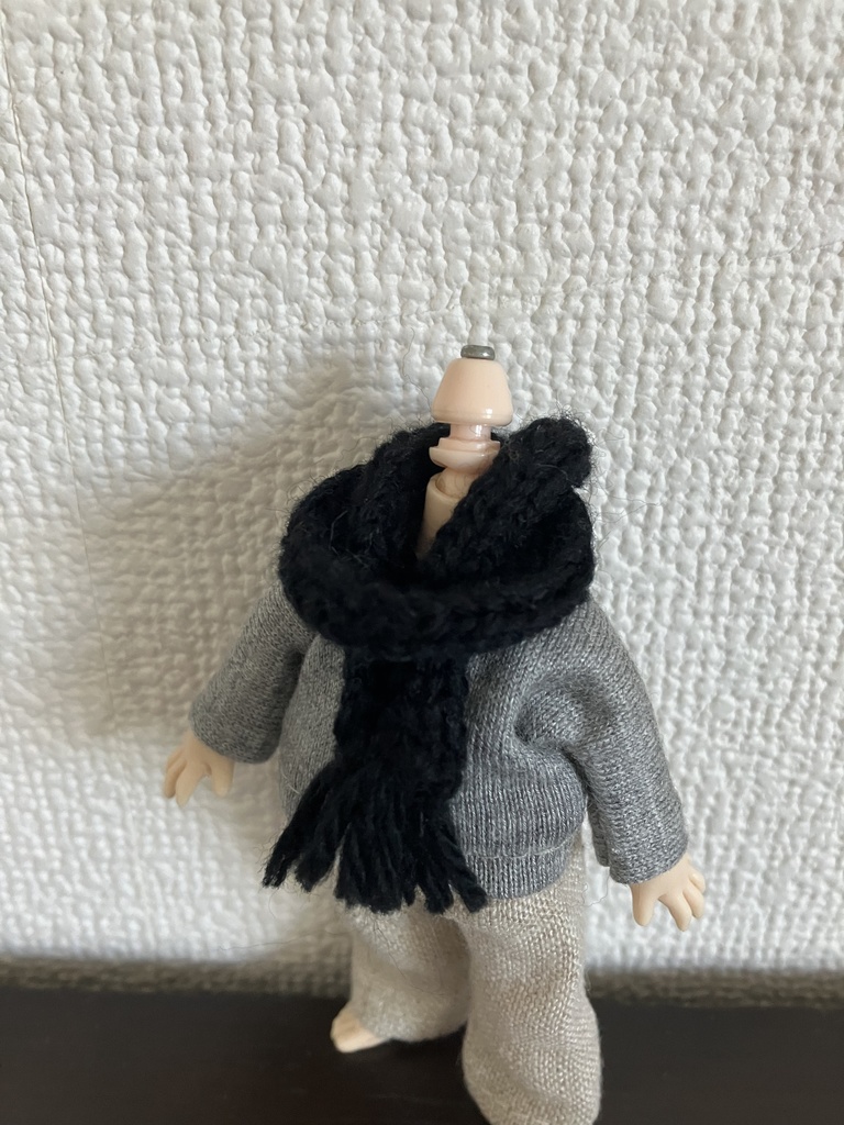 オビツ11  手編みのマフラー
