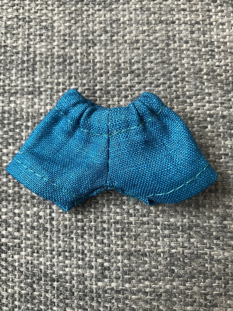 オビツ11  上質な麻のショートパンツ　blue green