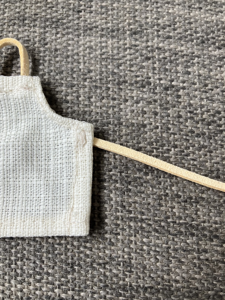 オビツ11  エプロン　off-white