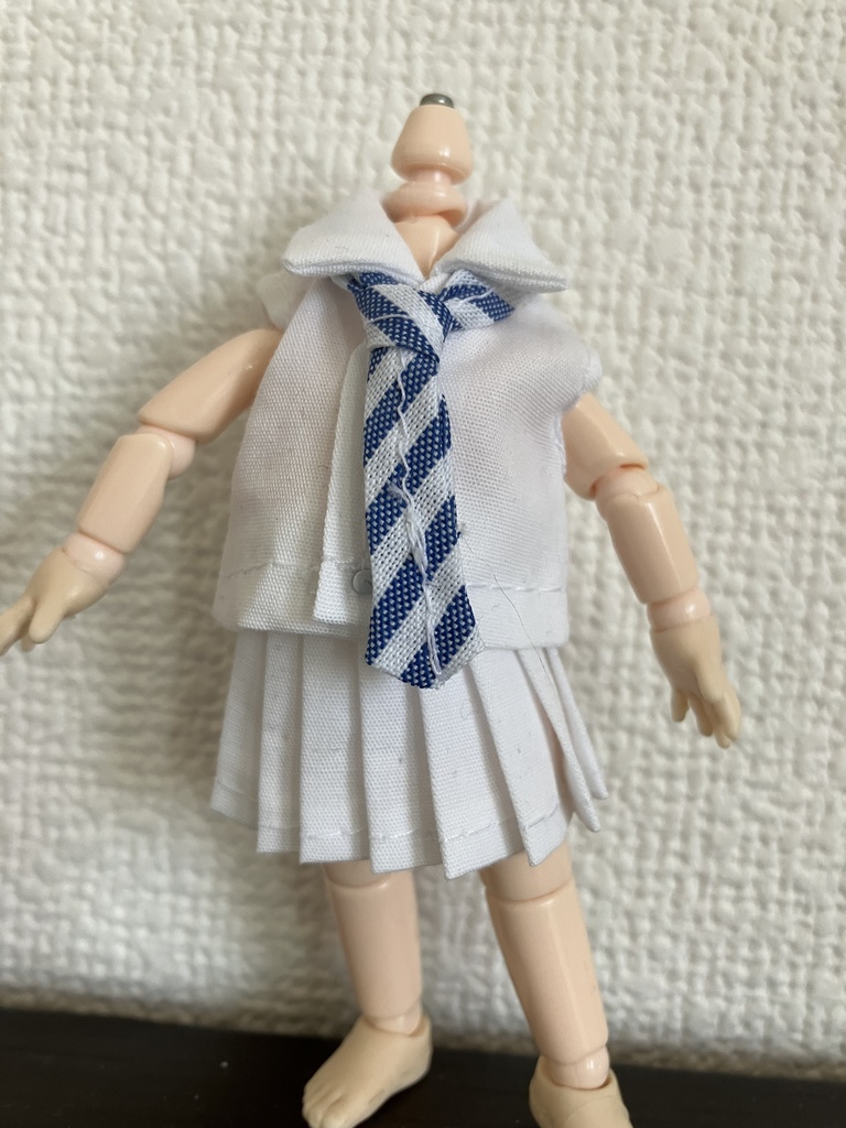 オビツ11  ストライプのネクタイ