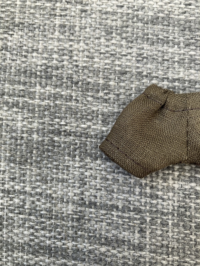 オビツ11  上質な麻のショートパンツ　khaki