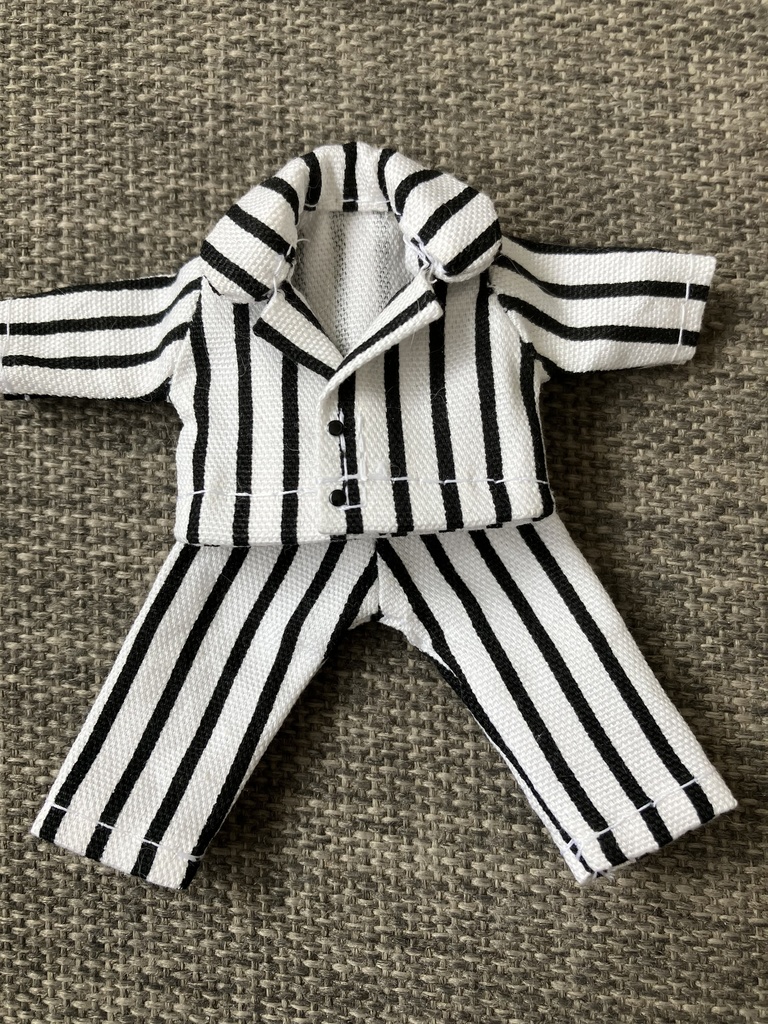 オビツ11  シングルスーツ　ストライプ