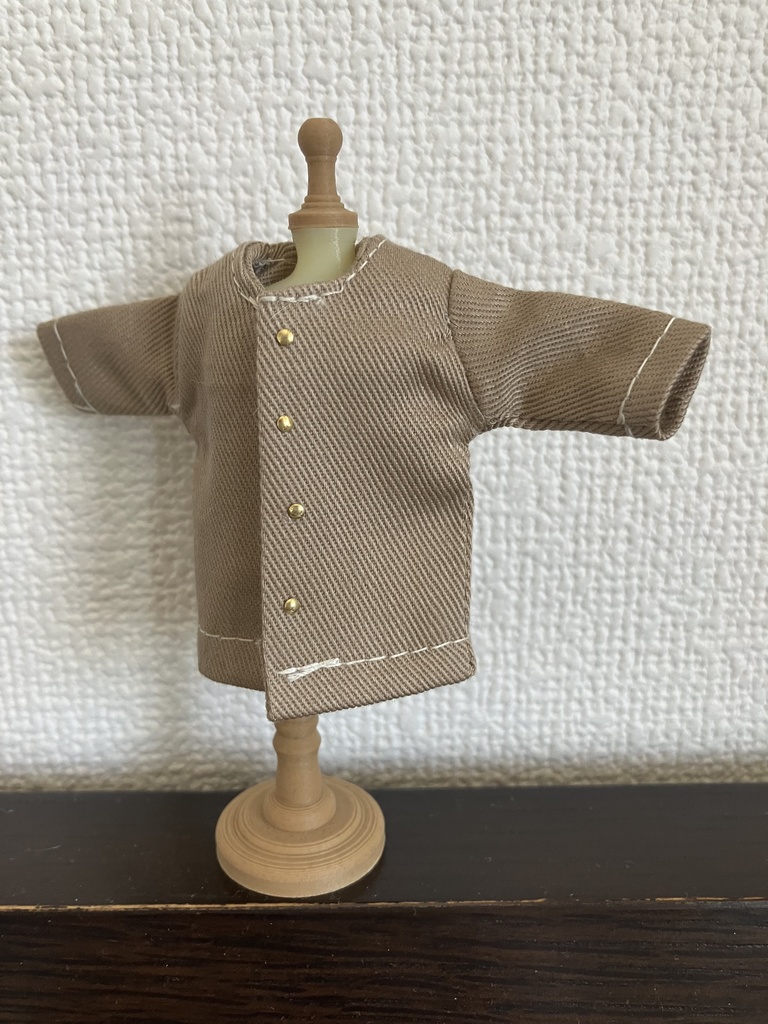 オビツ11  コート　ベージュ