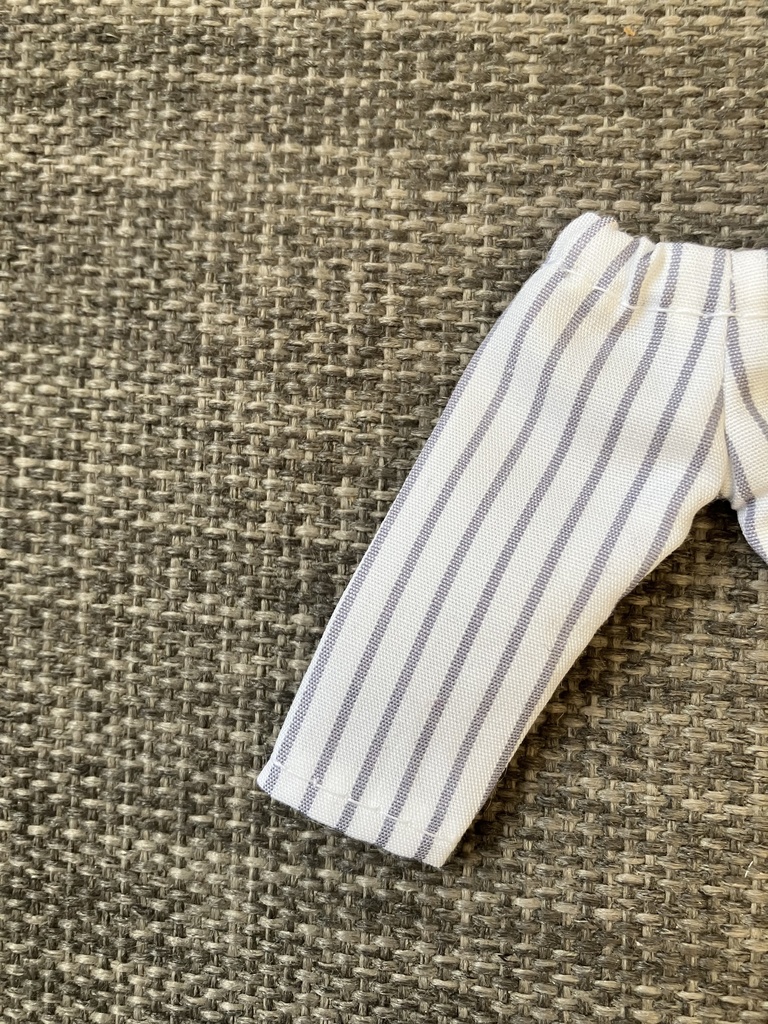 オビツ11  シンプルなパンツ　ストライプ