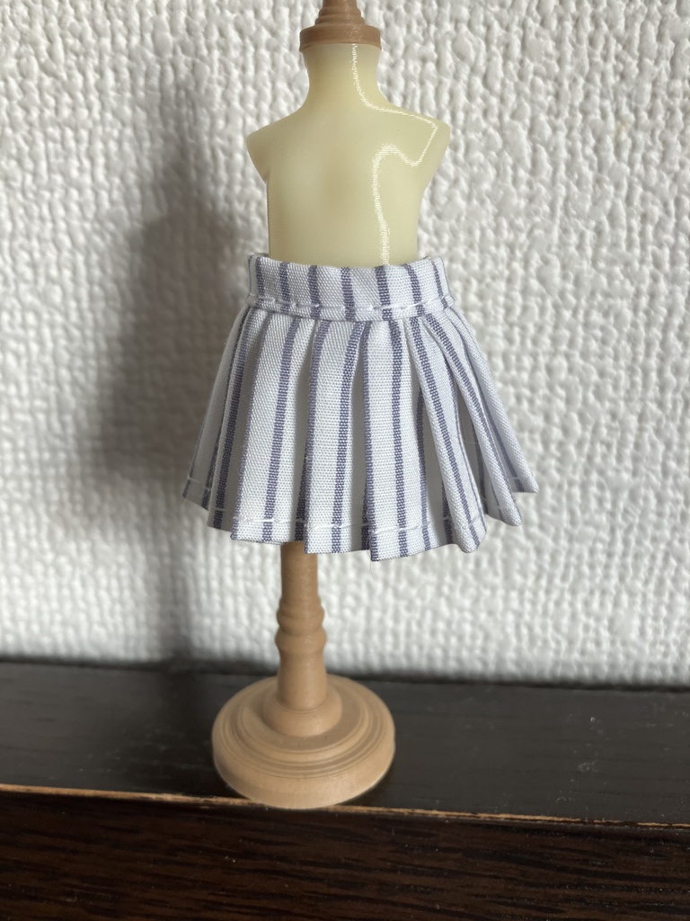 オビツ11  プリーツスカート　ストライプ