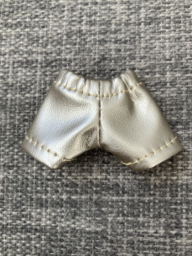 オビツ11  ショートパンツ　gold