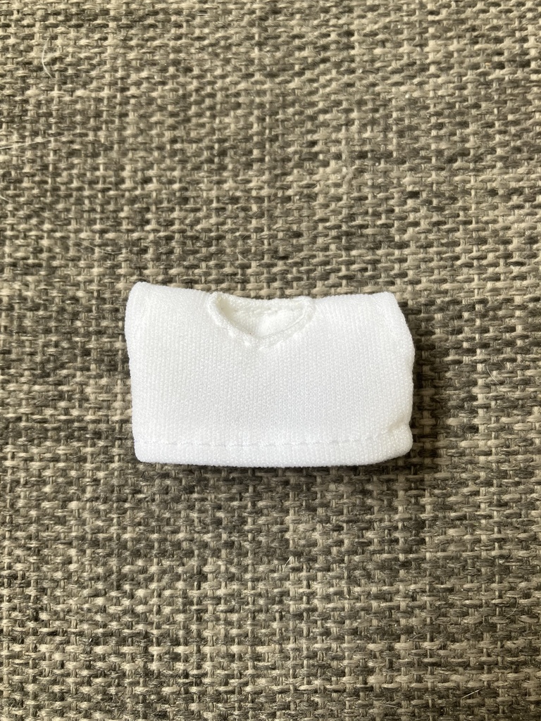 オビツ11  ショートタンクトップ　white