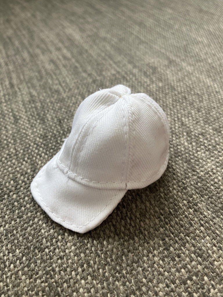 オビツ11  キャップ　white